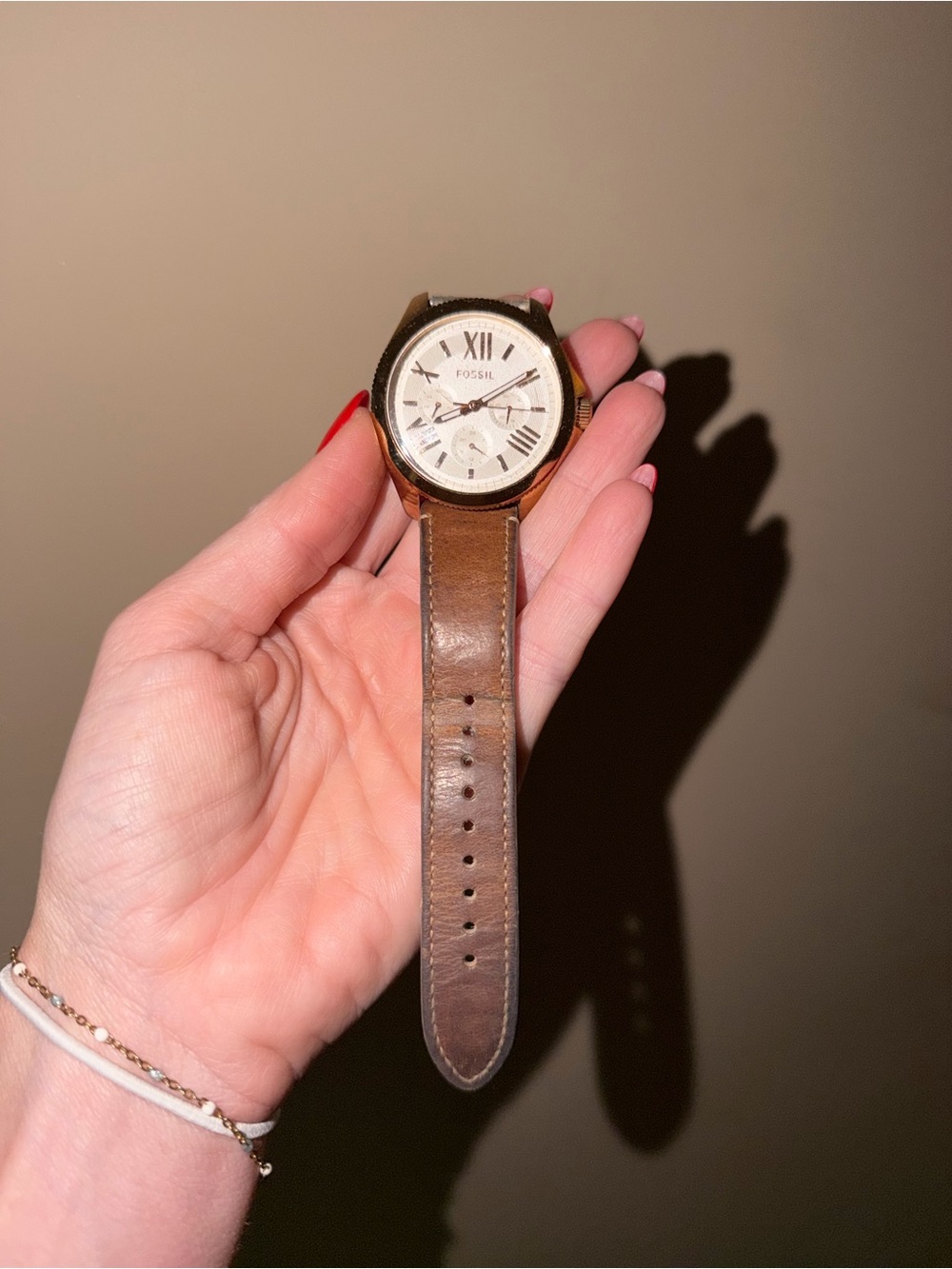 Fossil women’s Brown Leather Strap Watch with Cream Dial